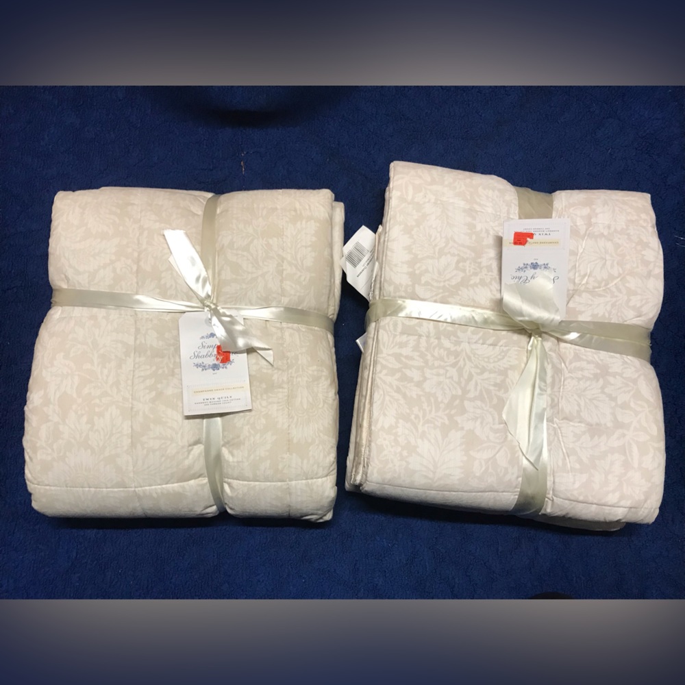 NWT Pair of 2 modern beige floral Twin Cotton Comforters